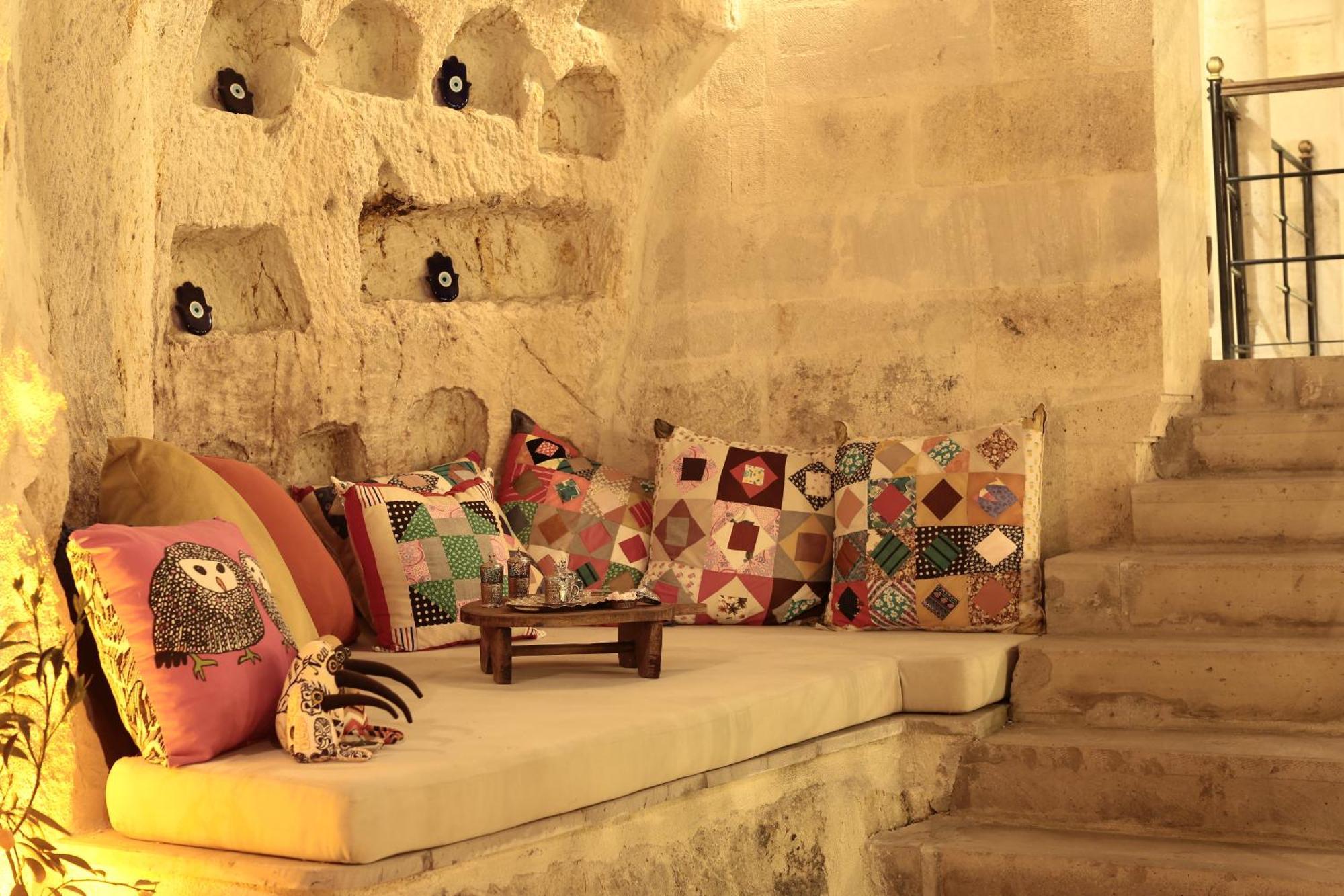 Asuwari Suites Cappadocia อูร์กุบ ภายนอก รูปภาพ