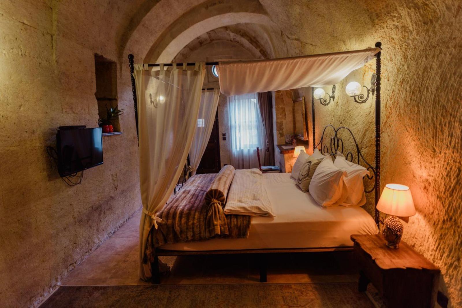 Asuwari Suites Cappadocia อูร์กุบ ภายนอก รูปภาพ