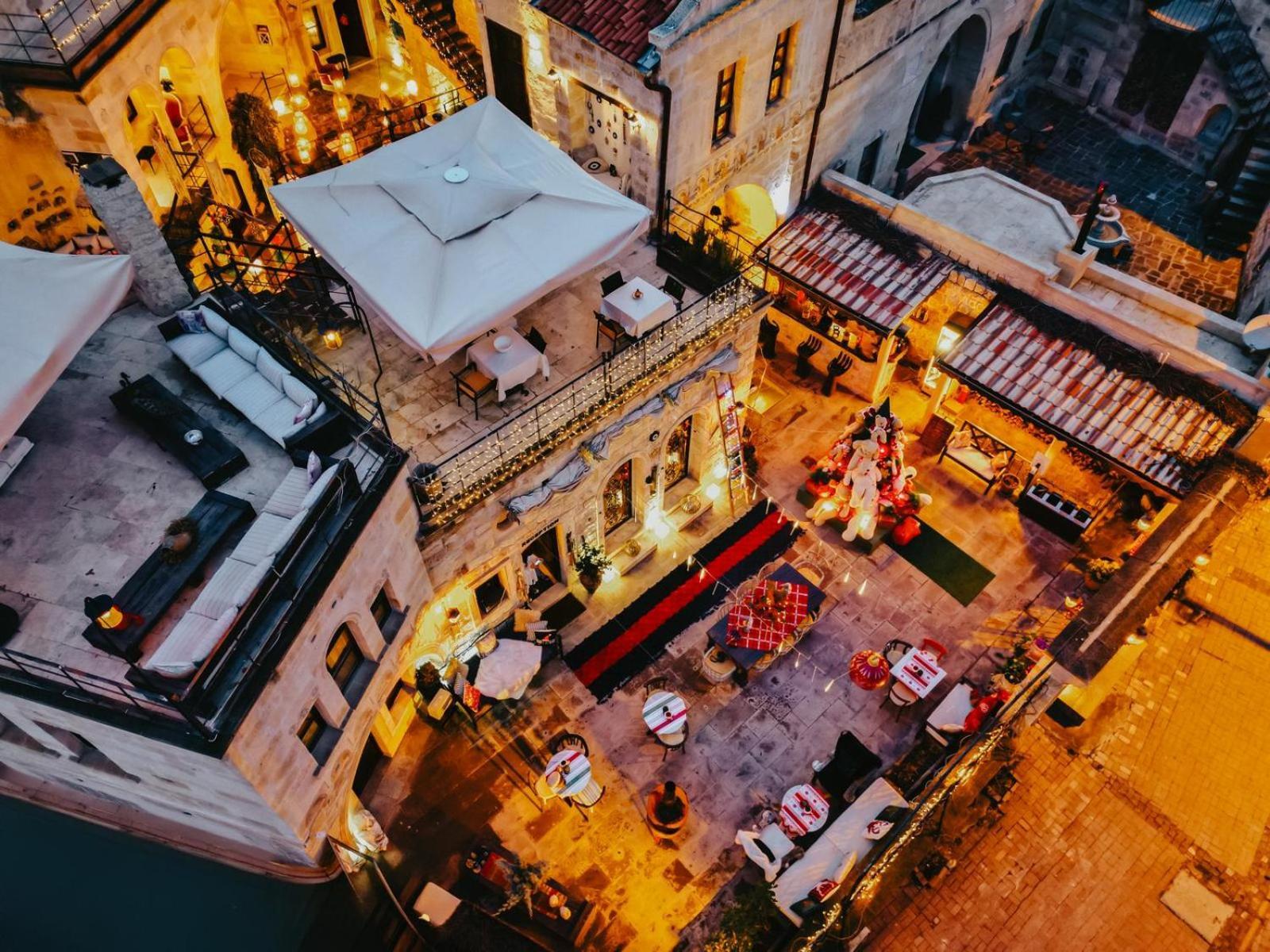 Asuwari Suites Cappadocia อูร์กุบ ภายนอก รูปภาพ