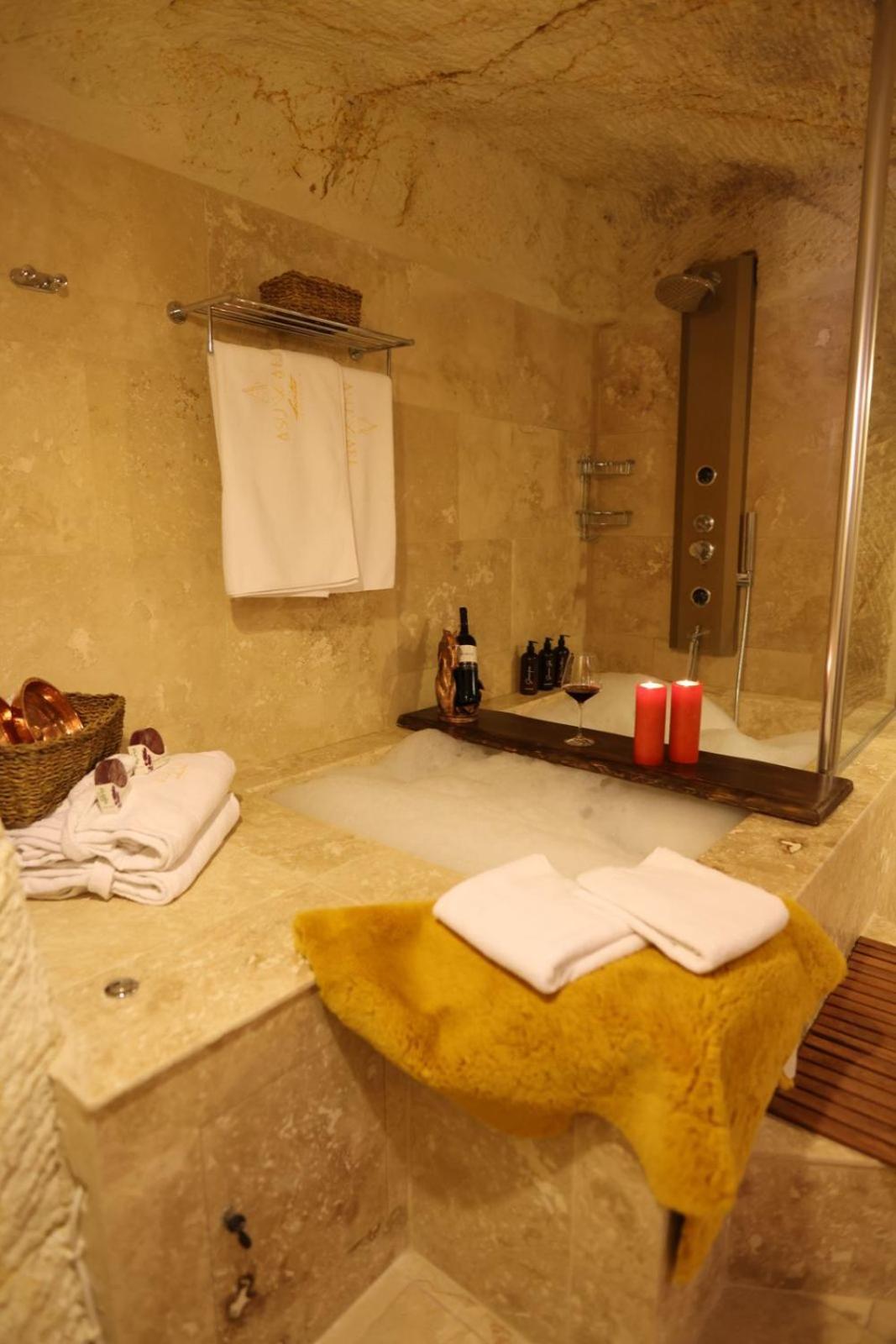 Asuwari Suites Cappadocia อูร์กุบ ห้อง รูปภาพ
