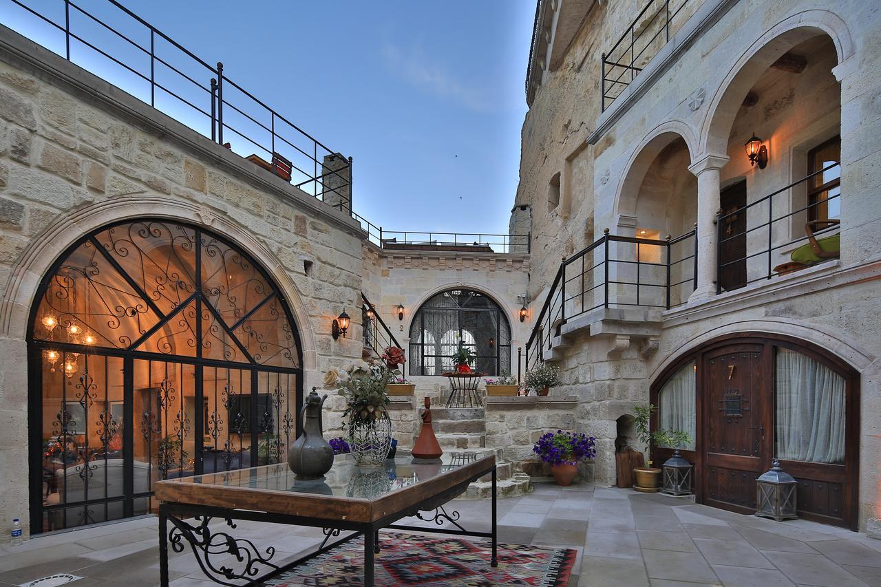 Asuwari Suites Cappadocia อูร์กุบ ภายนอก รูปภาพ